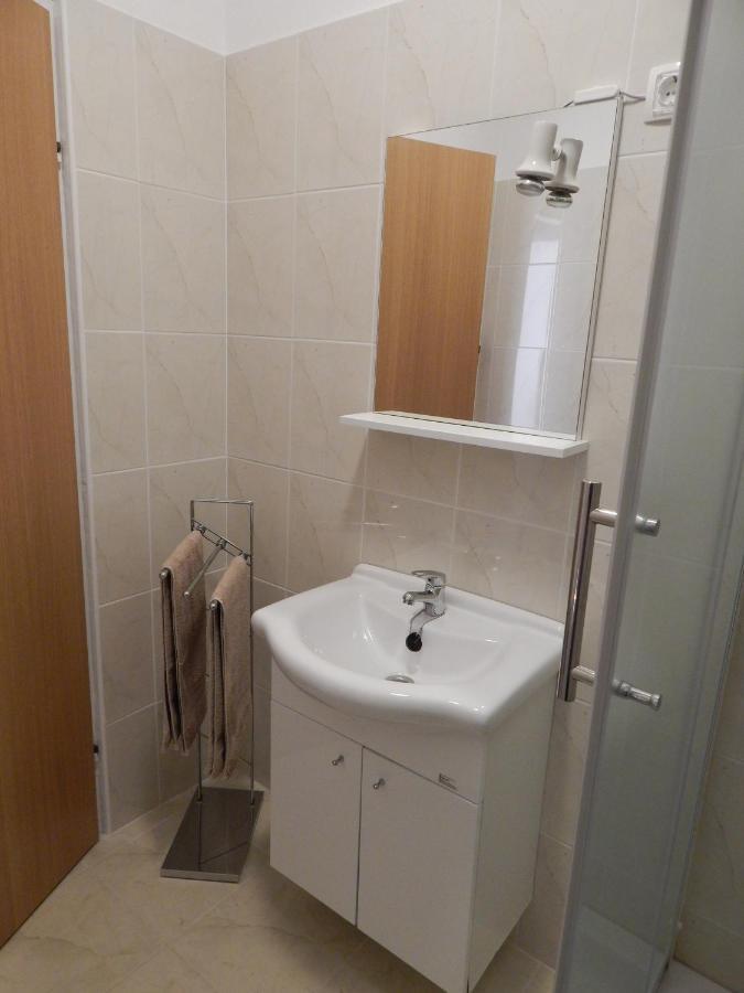 Apartment Jelena Фажана Экстерьер фото