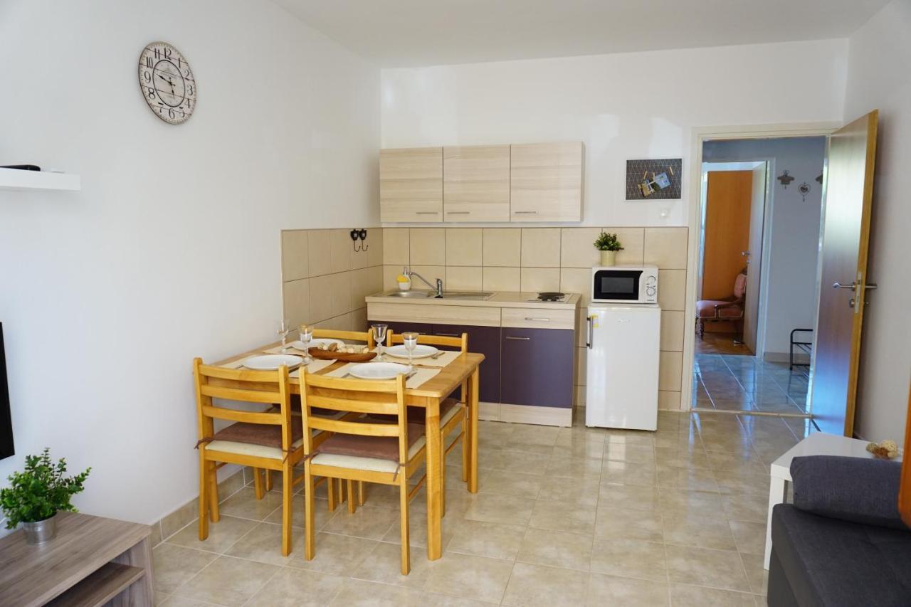 Apartment Jelena Фажана Экстерьер фото